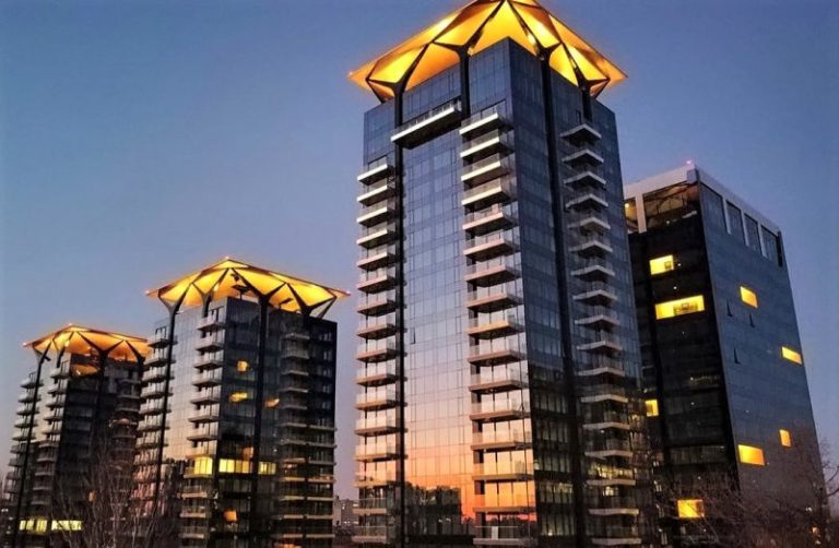 One Mircea Eliade T3